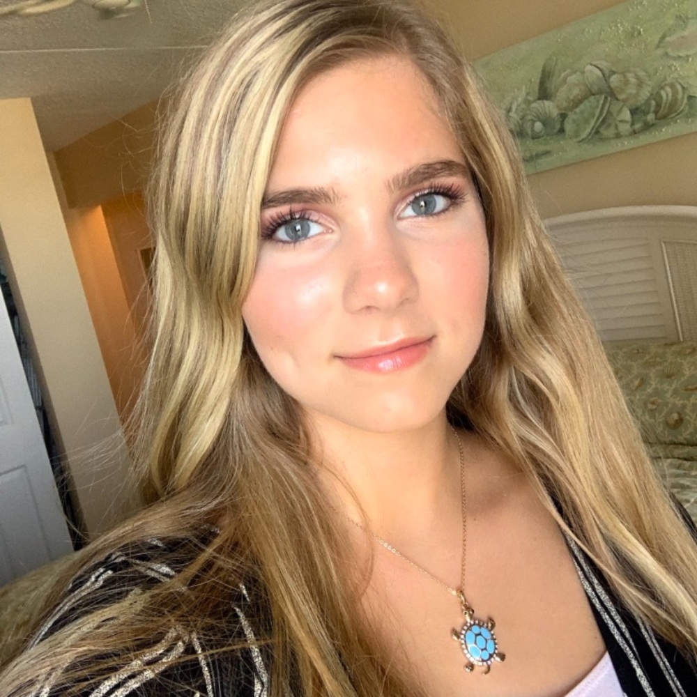 Meet your Posher, Sierra